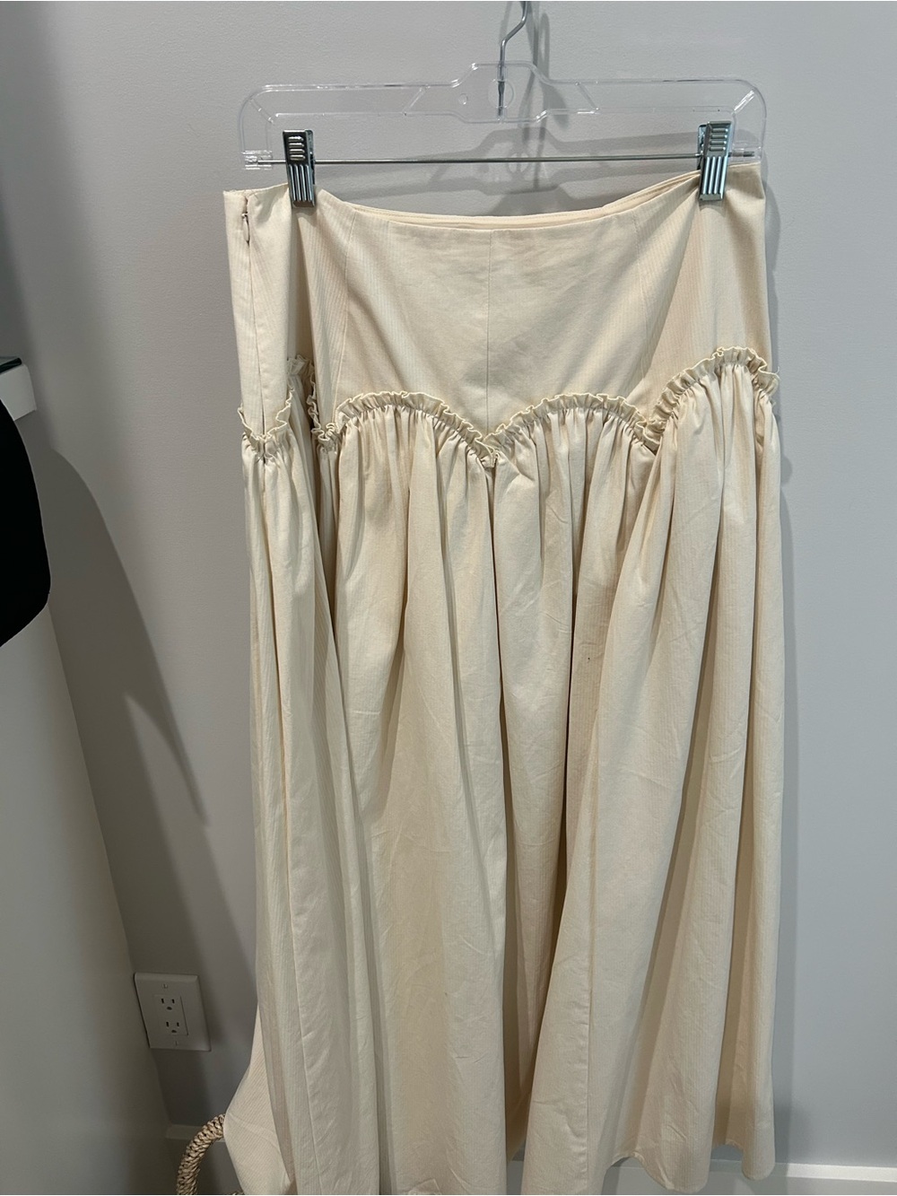Gathered Waist Cream Maxi Skirt